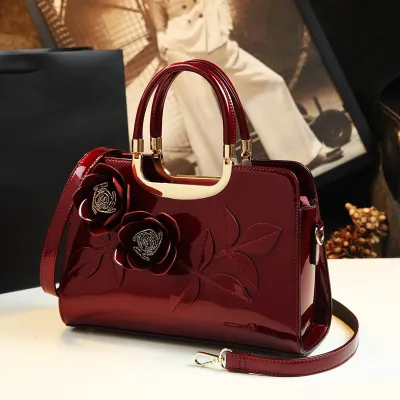 Embroidered Middle-Aged Women's Bag